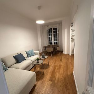 Appartement à 3 Chambres à Coucher