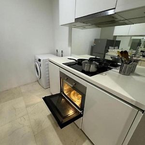 Appartement à 3 Chambres à Coucher