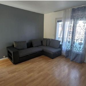 Appartement à 2 Chambres à Coucher