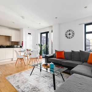Appartement à 2 Chambres à Coucher