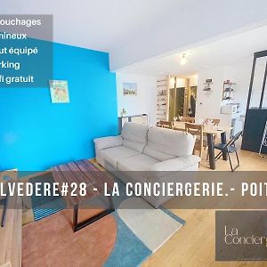 Appartement à 3 Chambres à Coucher