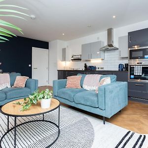 Appartement à 2 Chambres à Coucher