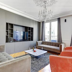 Appartement à 3 Chambres à Coucher