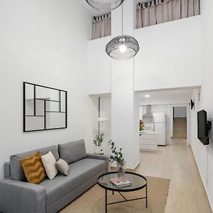 Appartement à 3 Chambres à Coucher