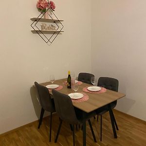 Appartement à 3 Chambres à Coucher