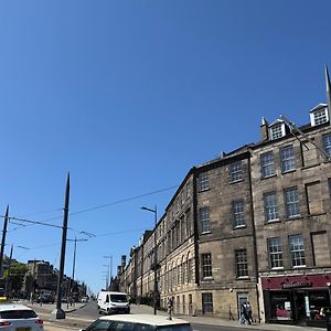 Picardy Place Apartment