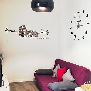 Sixty One Luxury Room