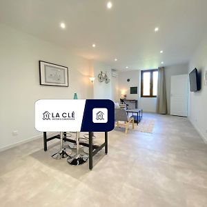 T3 2 chambres-centre-ville Place d'Armes Clim-Wifi