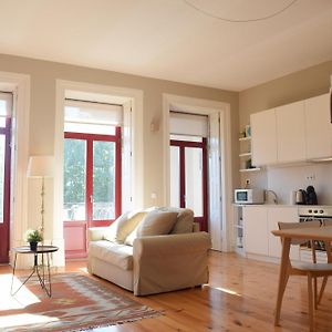 Liiiving In Porto - Vintage Balcony Apartment