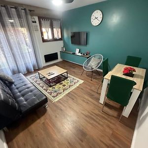 Appartement à 2 Chambres à Coucher