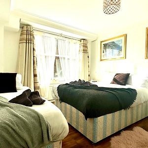 Appartement à 3 Chambres à Coucher