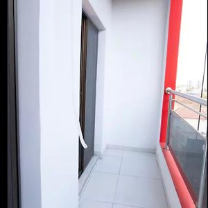 Appartement à 2 Chambres à Coucher