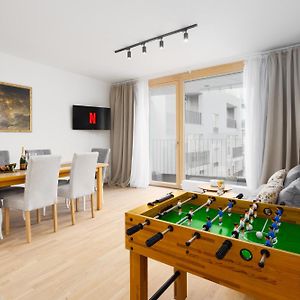 Appartement à 2 Chambres à Coucher