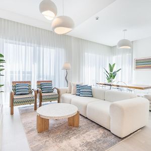 Appartement à 3 Chambres à Coucher