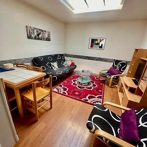 Appartement à 2 Chambres à Coucher