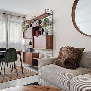 Appartement à 2 Chambres à Coucher