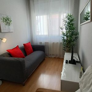 Appartement à 3 Chambres à Coucher