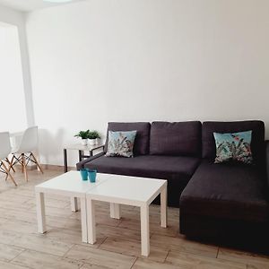 Appartement à 3 Chambres à Coucher