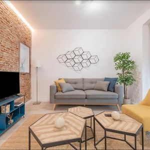 Appartement à 2 Chambres à Coucher