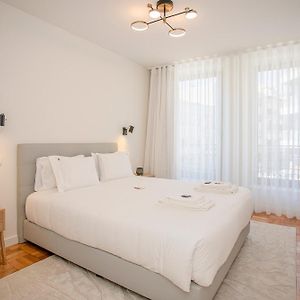 Liiiving In Porto - Design Bright House