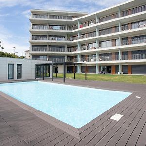 Liiiving In Porto - Dragao Pool View