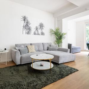 Appartement à 2 Chambres à Coucher