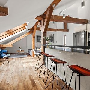 Prague Days - Spacious 117M2 Attic Retreat W Ac - Near Old Town Sq