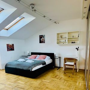 Luna Apartments