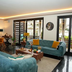 Appartement à 3 Chambres à Coucher