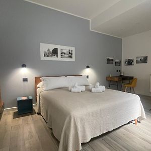 Una Room