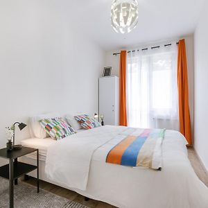 Appartement à 2 Chambres à Coucher