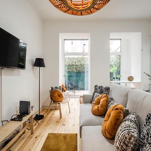 Appartement à 2 Chambres à Coucher