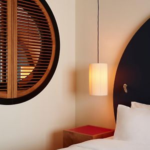 Chambre Lit King-Size avec Accès aux Personnes Handicapées