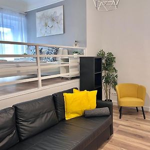 Appartement à 2 Chambres à Coucher