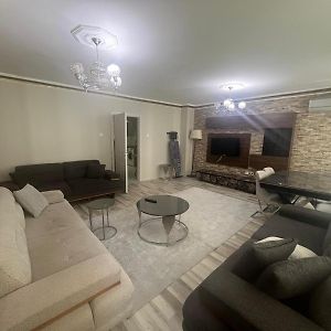 Appartement Familial à 2 Chambres à Coucher