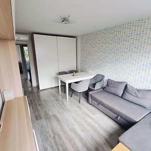 Appartement à 2 Chambres à Coucher