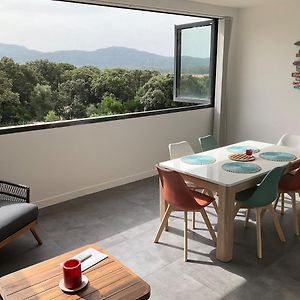 Appartement à 2 Chambres à Coucher