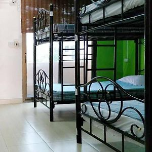 Dormitory Room Mixed