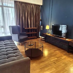 Anggunresidence16/Couple/Family