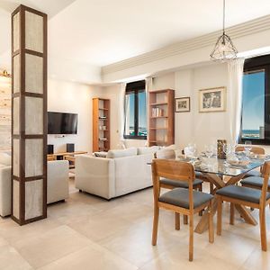 Appartement à 3 Chambres à Coucher