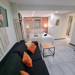 Appartement à 3 Chambres à Coucher