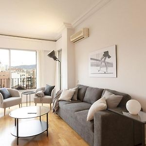 Appartement à 3 Chambres à Coucher