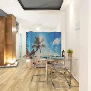 Vialia Suites Beach