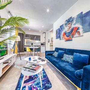 Ideal Pro & Familles, Billard, Borne Arcade, Netflix Et Disney Plus, Jeu Bonus Offert