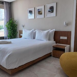 Appartement de Luxe à 2 Chambres à Coucher