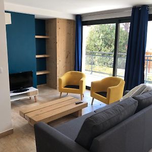 Appartement à 3 Chambres à Coucher