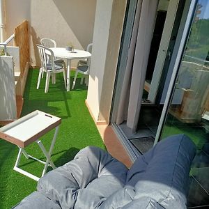 Appartement à 2 Chambres à Coucher
