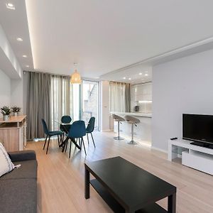 Appartement à 2 Chambres à Coucher