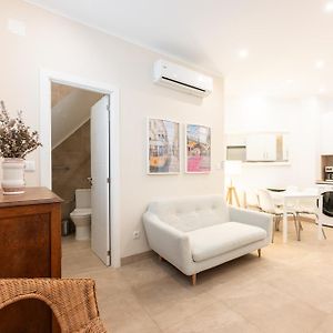 Appartement à 2 Chambres à Coucher