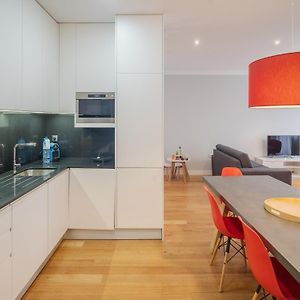 Appartement à 5 Chambres à Coucher